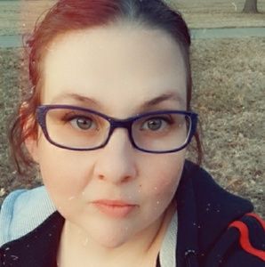 Meet your Posher, Courtney